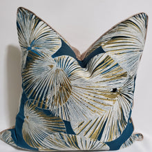 Load image into Gallery viewer, ZARA COLLECTION "LEAF"