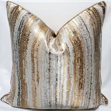 Load image into Gallery viewer, ZARA COLLECTION "WAVE"